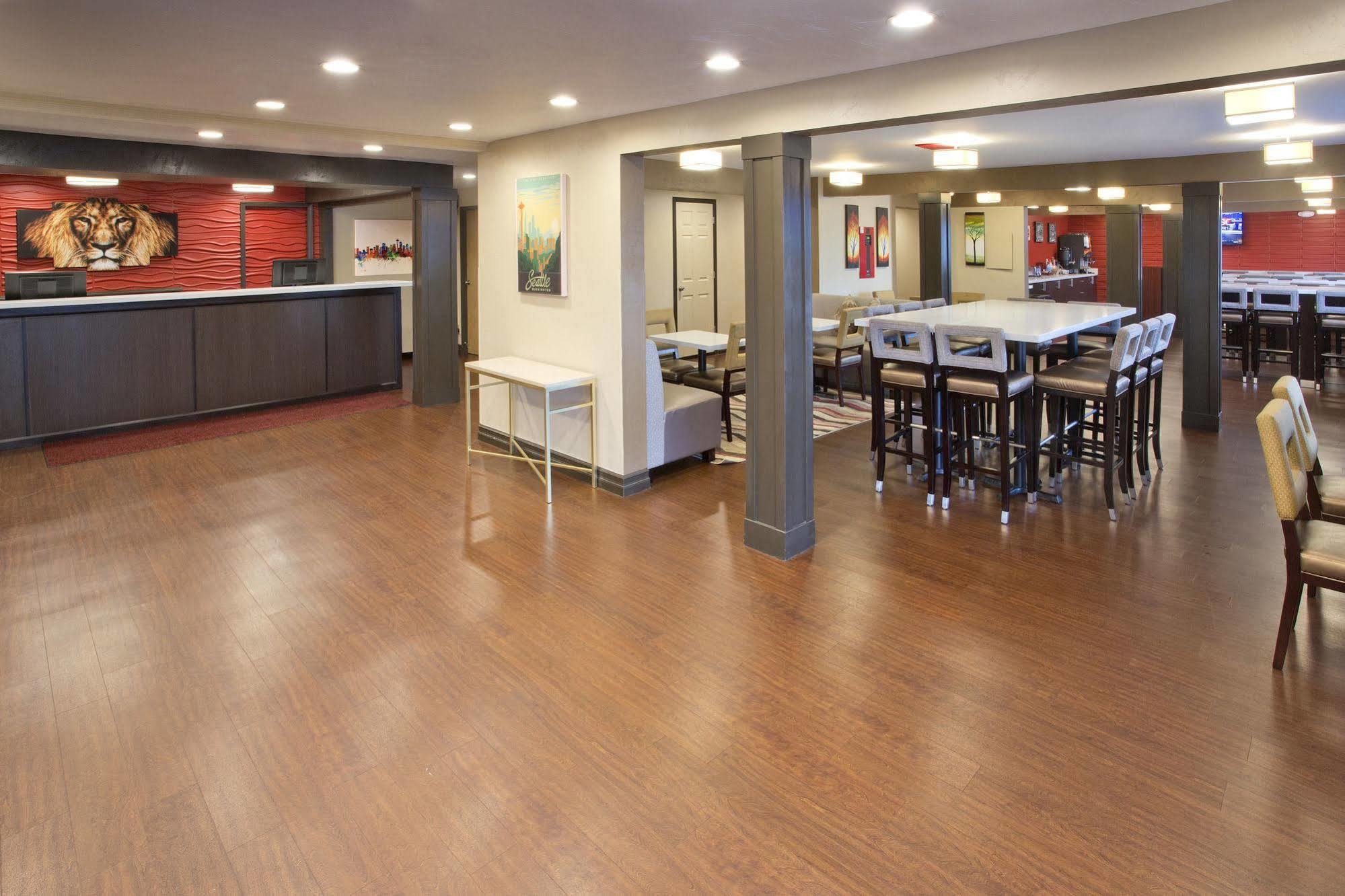 Red Lion Inn And Suites Федерал Уей Екстериор снимка