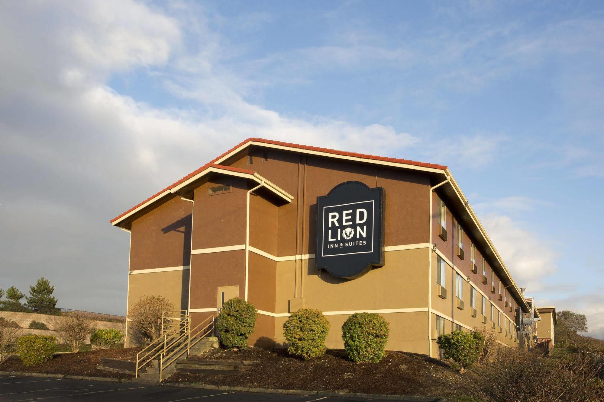 Red Lion Inn And Suites Федерал Уей Екстериор снимка