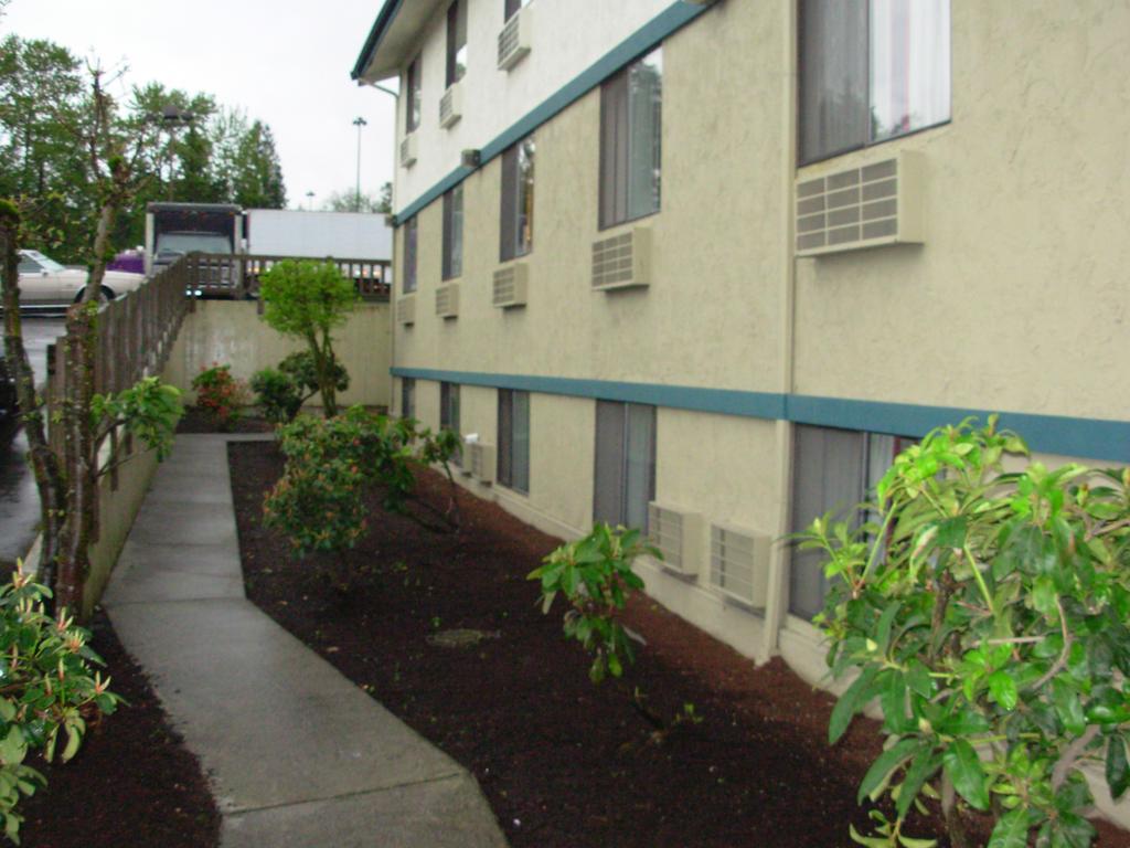 Red Lion Inn And Suites Федерал Уей Екстериор снимка