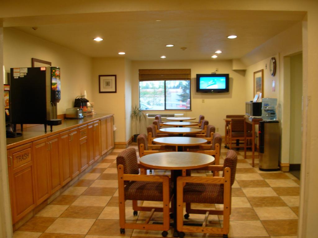Red Lion Inn And Suites Федерал Уей Екстериор снимка