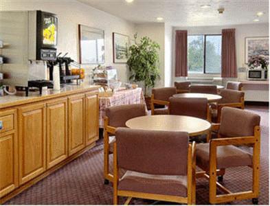 Red Lion Inn And Suites Федерал Уей Ресторант снимка